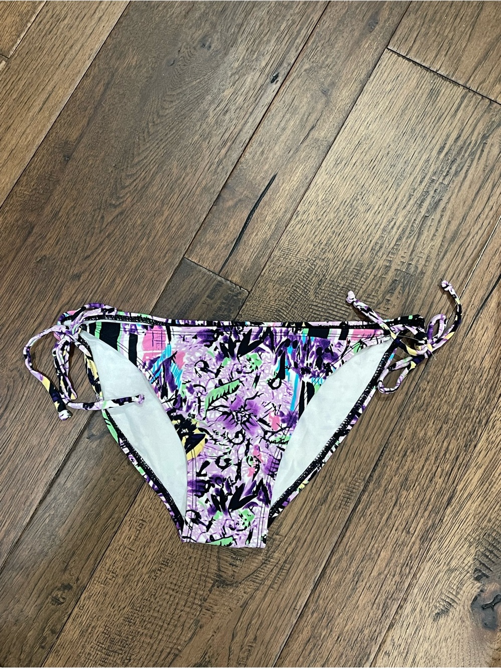 Wet Seal Floral Tie-Side Bikini Bottoms in Purple & Black Size XL New